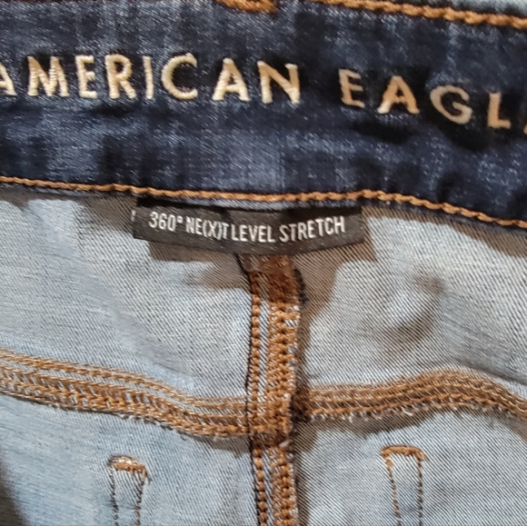American Eagle Skinny Jeans. Never Worn. Size 6 Regular - Picture 4 of 7